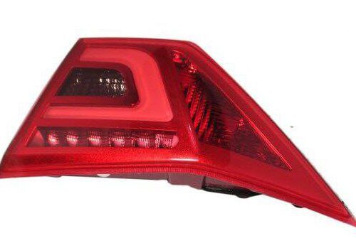 چراغ خطر عقب لیفان ۸۲۰