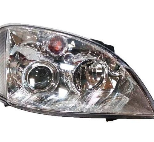 چراغ جلو راست ام وی ام ۵۳۰